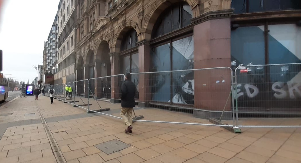 edinburgh jenners refit set to start as fences go up around iconic building