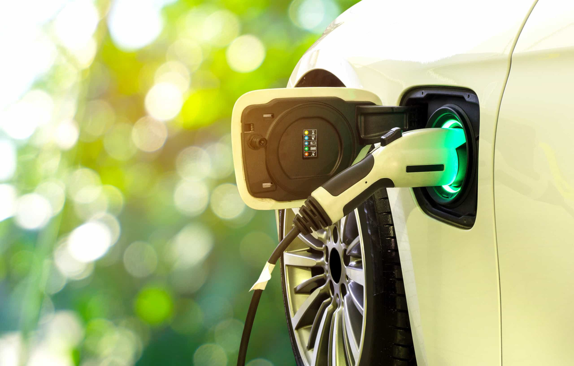 The pros and cons of buying an electric car