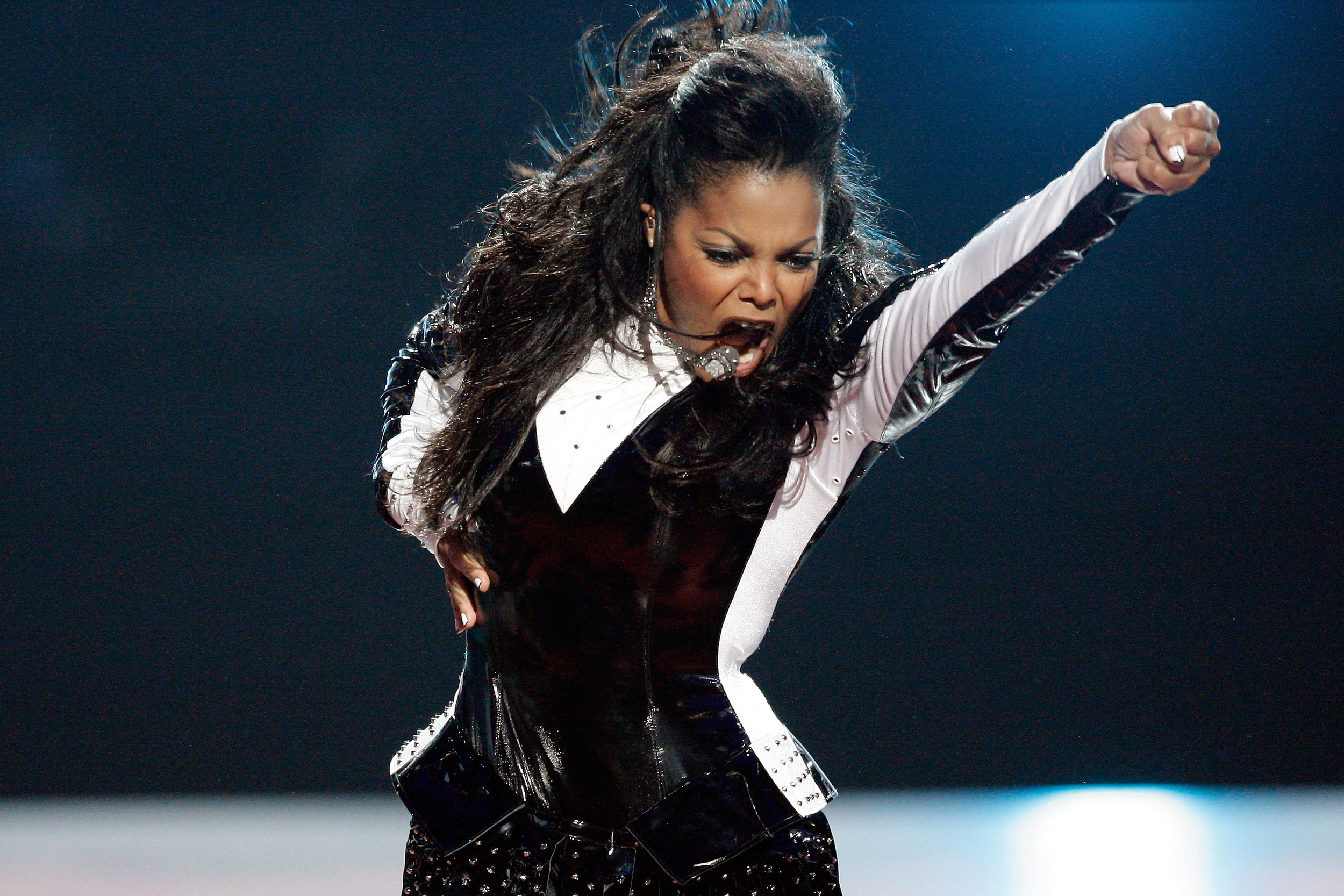 <p>In 2023, Janet Jackson embarked on her sold-out "Together Again" tour with special guest Ludacris. Well, she’s bringing the tour back again, and this time she’s bringing Nelly along for the ride. Jackson and Nelly will trek across 35 cities including Chicago, New Orleans, Toronto, and Los Angeles. </p><p><a href='https://www.msn.com/en-us/community/channel/vid-cj9pqbr0vn9in2b6ddcd8sfgpfq6x6utp44fssrv6mc2gtybw0us'>Follow us on MSN to see more of our exclusive entertainment content.</a></p>
