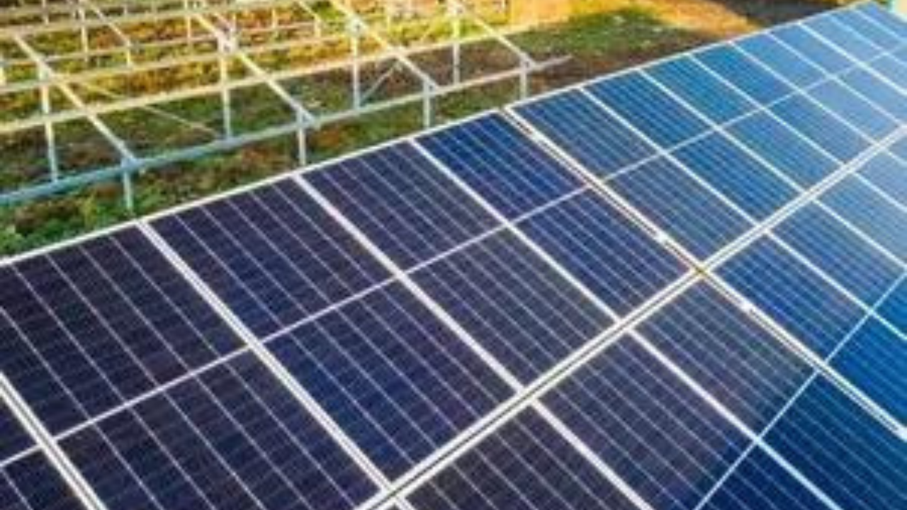 government energises rooftop solar plan with rs 75,021 crore outlay