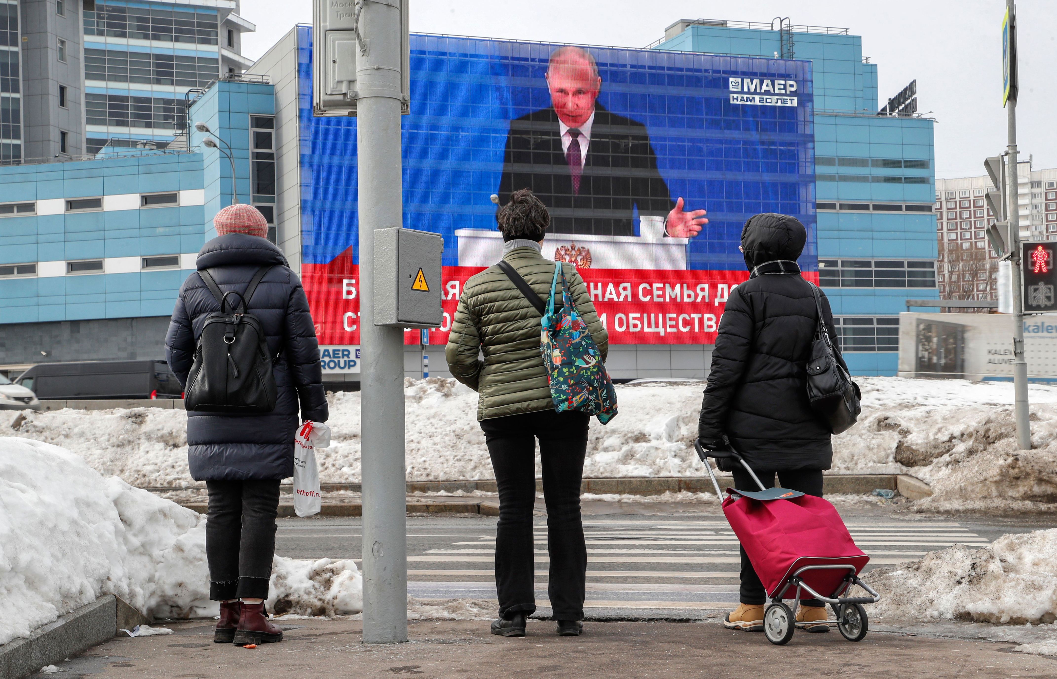 Putin Threatens Nuclear Response To NATO Troops If They Go To Ukraine