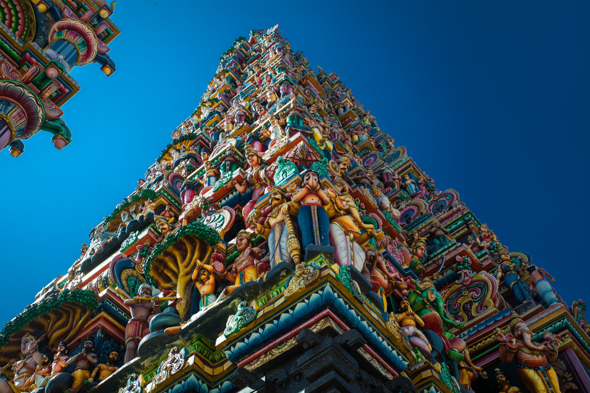 The New Kathiresan Temple in Colombo is distinguished by a colorful and highly ornate Gopuram, or monumental gatehouse tower.<p><a href="https://www.msn.com/en-us/community/channel/vid-7xx8mnucu55yw63we9va2gwr7uihbxwc68fxqp25x6tg4ftibpra?cvid=94631541bc0f4f89bfd59158d696ad7e">Follow us and access great exclusive content every day</a></p>