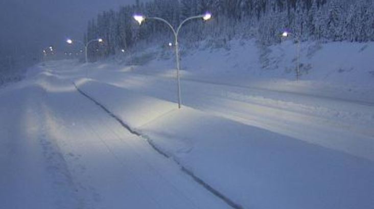 coquihalla highway closed in both directions thursday morning
