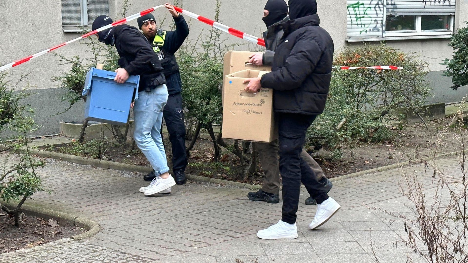 ex-raf-terroristen: ernst-volker staub und burkhard garweg vermutlich in berlin