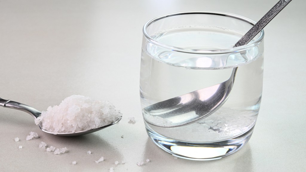 Doctors Say Epsom Salt Eases Constipation - But This Type of Magnesium ...