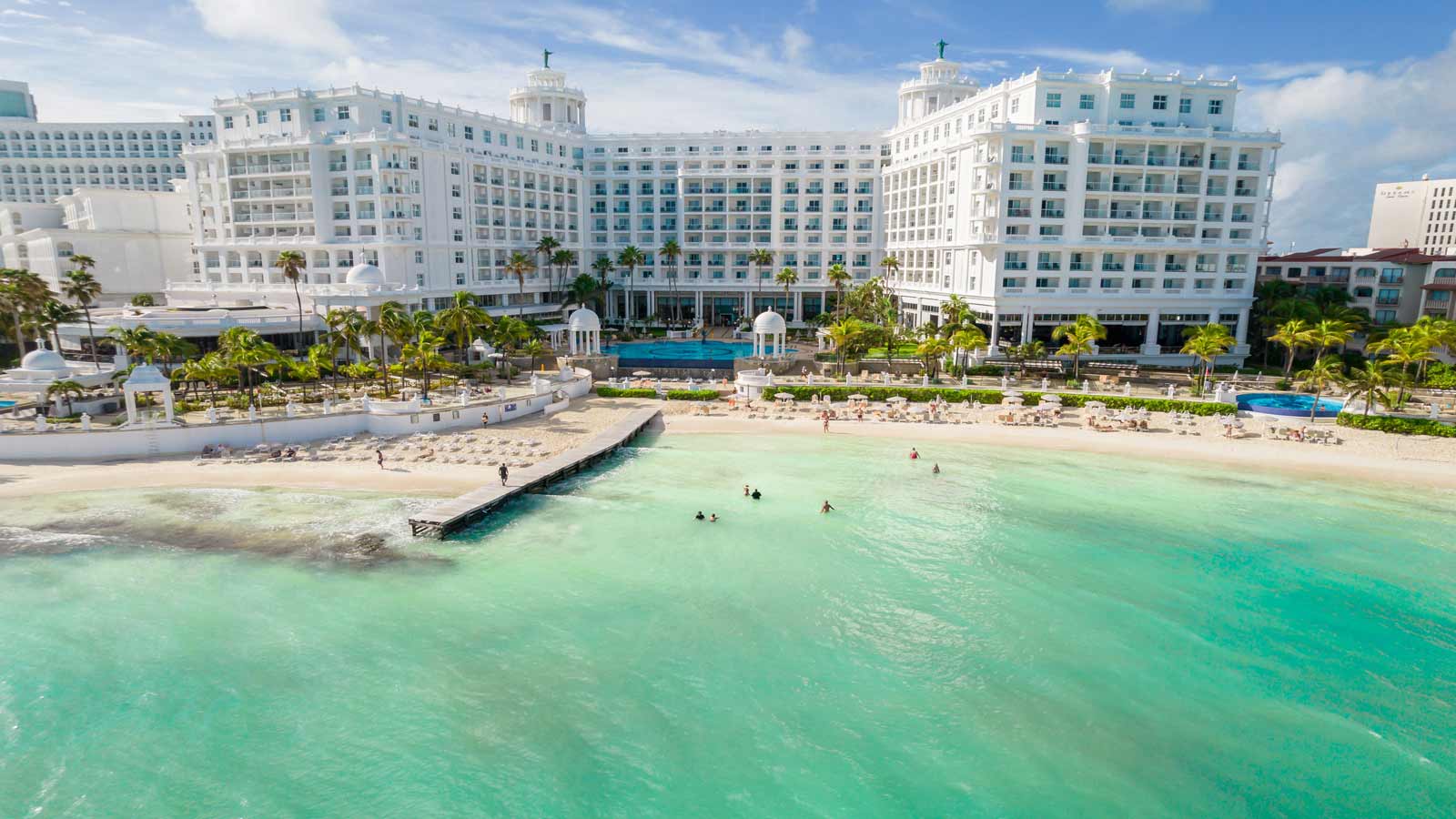 <p><strong>Address:</strong> AV Xaman-Ha Mza 9 Y 10 Lote 1 Fase II, Playacar, 77710 Playa del Carmen, Q.R., Mexico</p><p>Riu Palace Riviera Maya is situated on a beautiful beach in Playa del Carmen. Enjoy all-inclusive 24-hour service, free Wi-Fi, an incredible gastronomic experience, and exciting entertainment programs.</p>