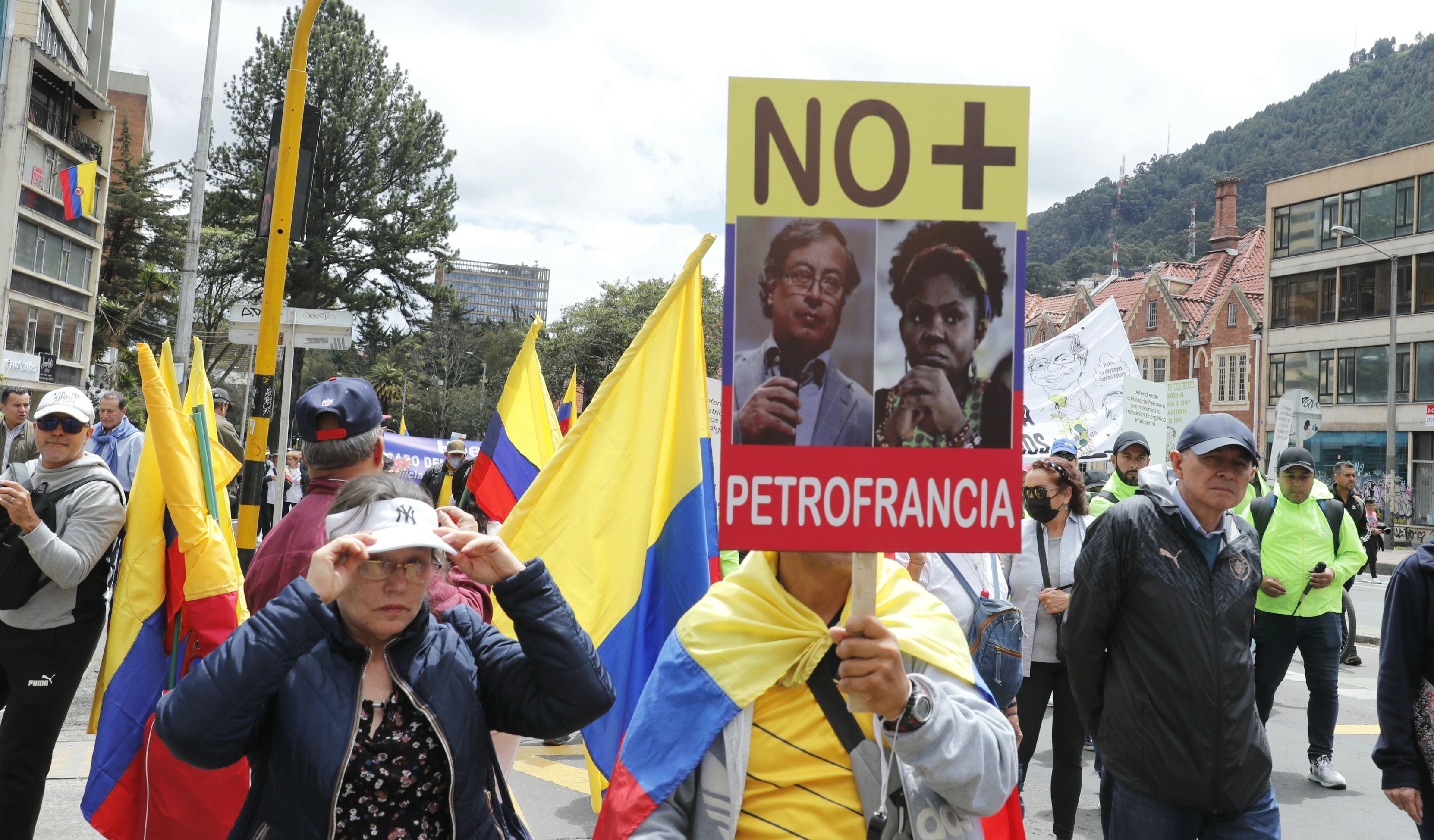 marchas contra petro: miguel uribe revela las 10 razones para marchar en contra del presidente