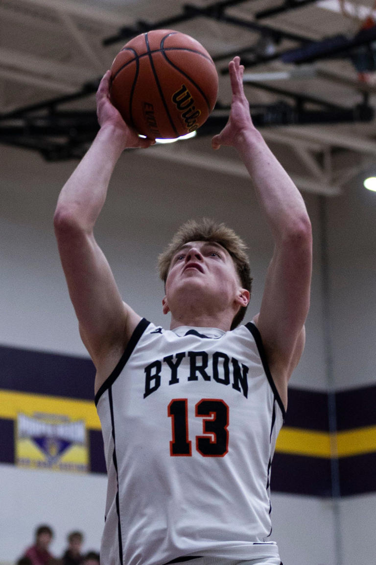 Benton 6 8 Docker Tedeschi Relegate Byron Basketball To 3rd Place