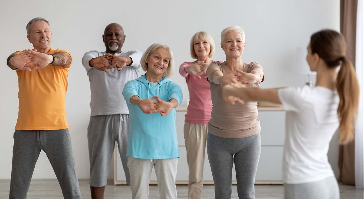 ejercicios de gimnasia para mayores de 50 años