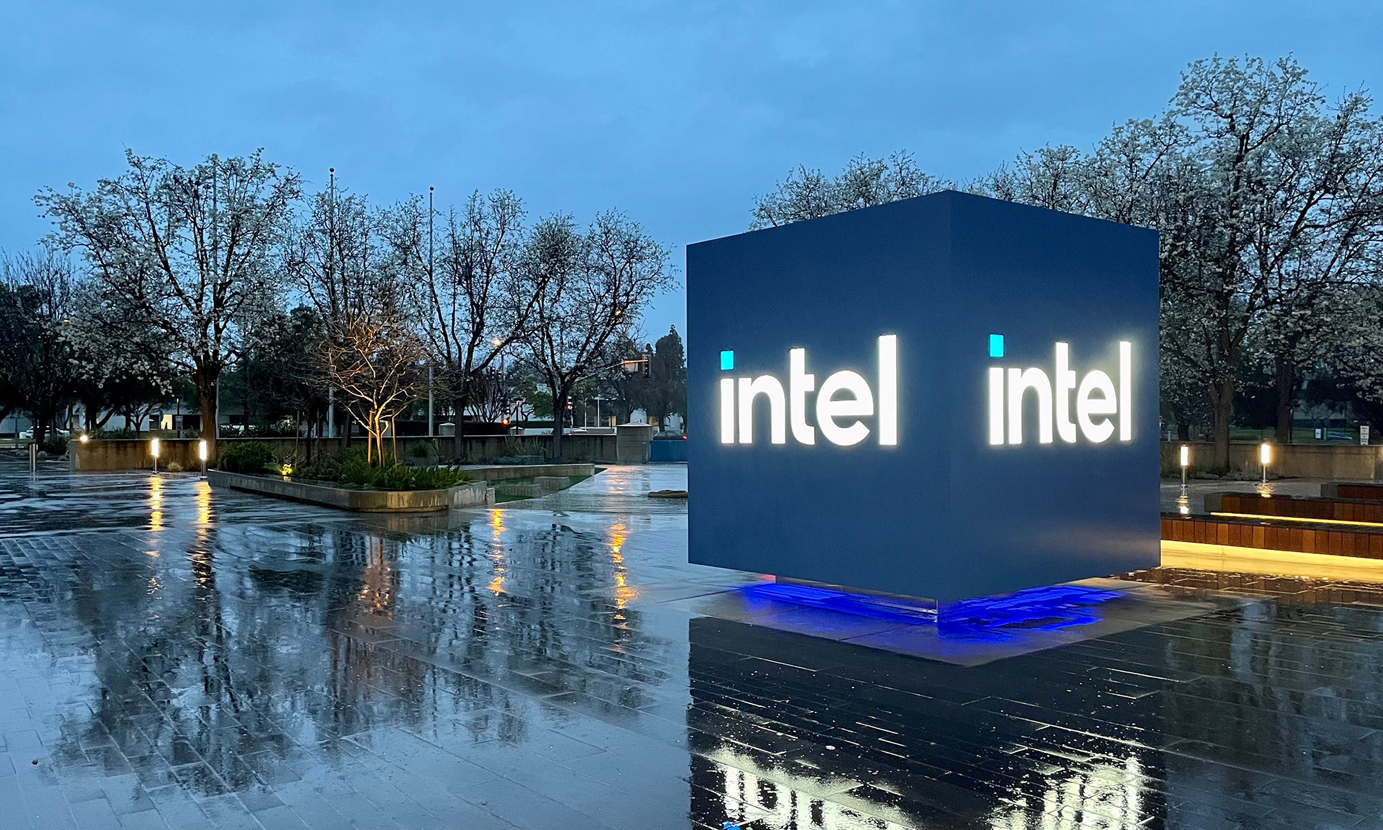 what's going on with intel stock?