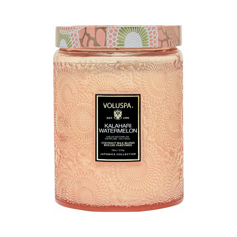 7 Fragrant Candles to Get Your Home Into the Spring Spirit