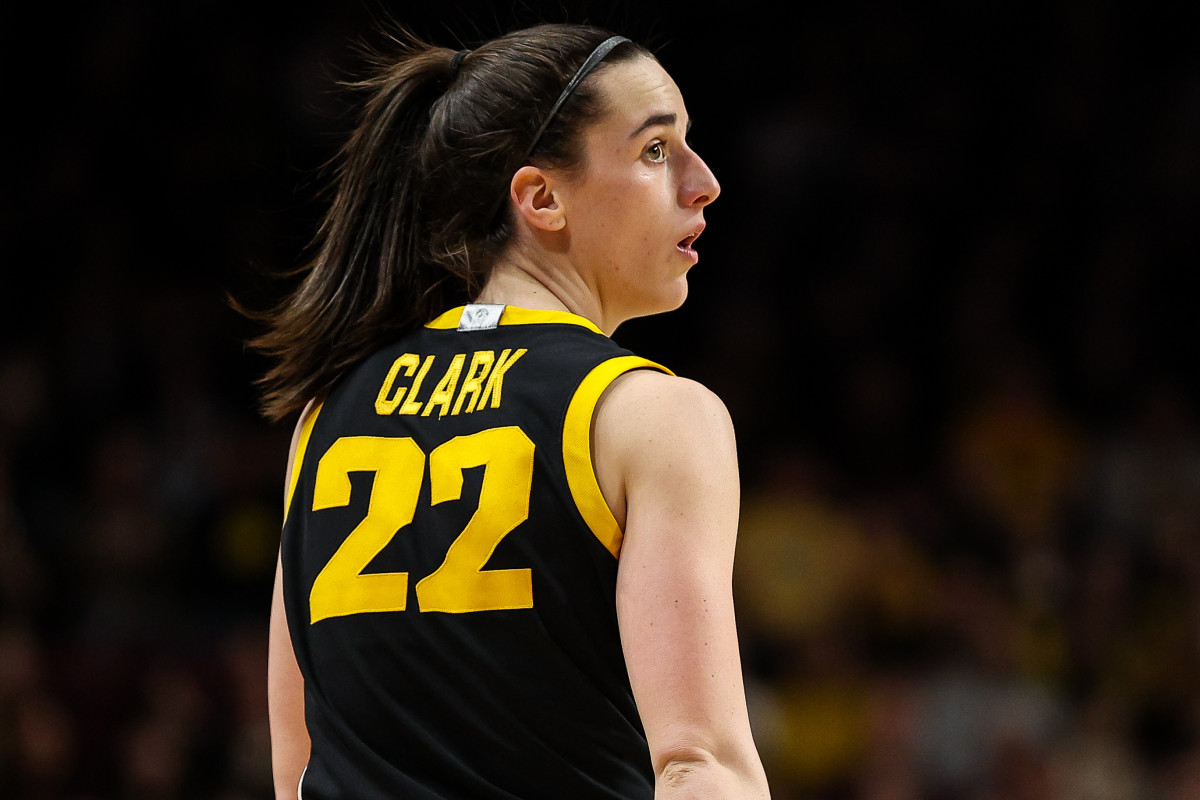 Iowa S Caitlin Clark Announces Decision To Enter 2024 WNBA Draft   BB1j8bgF.img