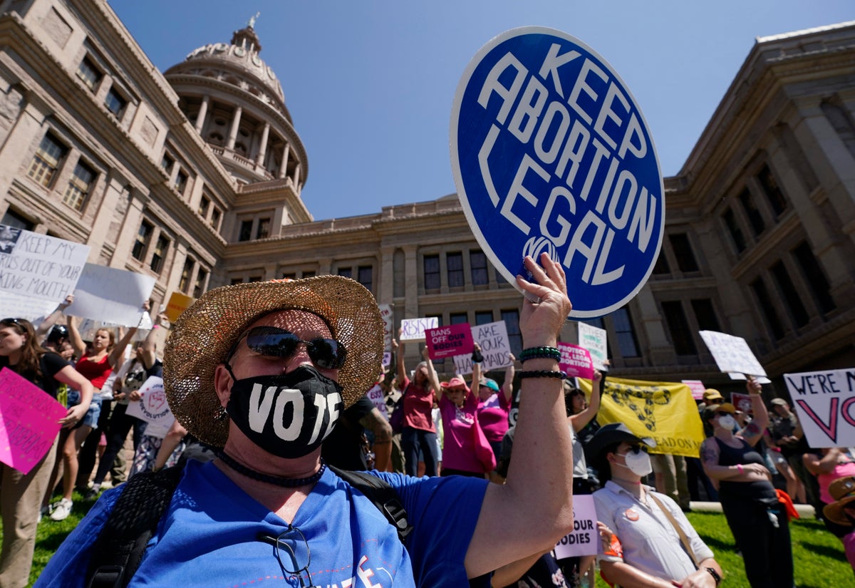 texas prosecutor is fined for allowing murder charges against a woman who self-managed an abortion
