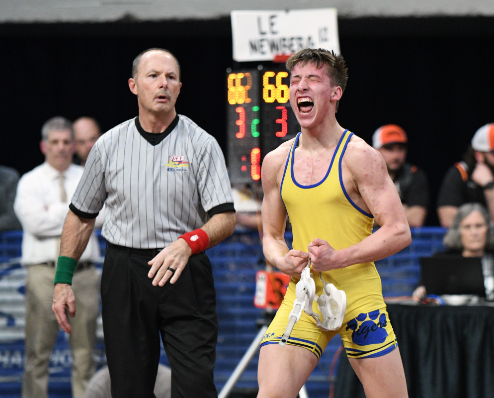 newberg's dillon le wins state title — 3 weeks before marrying another wrestling star: oregon wrestling 144/130 big-school roundup