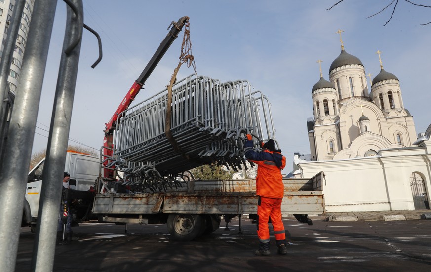 heute wird nawalny beerdigt – grosser andrang in moskau