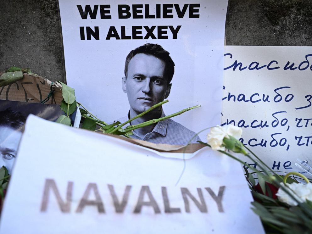 alexei navalny's funeral goes ahead despite pressure