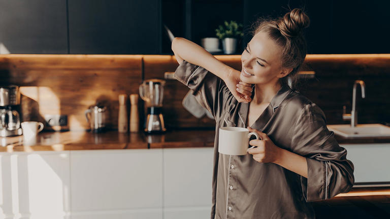 should-you-drink-coffee-first-thing-in-the-morning-or-wait-a-while