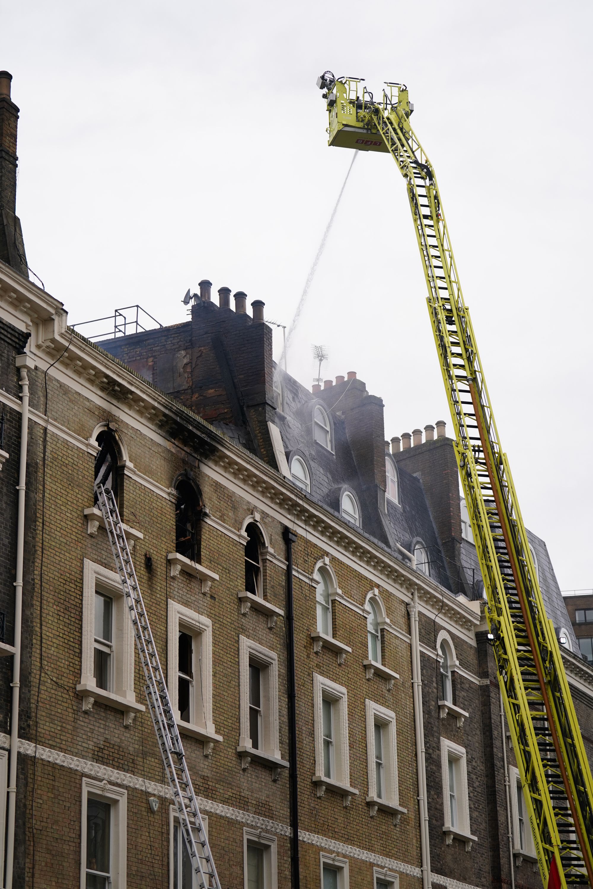 south kensington fire: residents 'run for their lives' as blaze breaks out in five-storey building with 11 taken to hospital