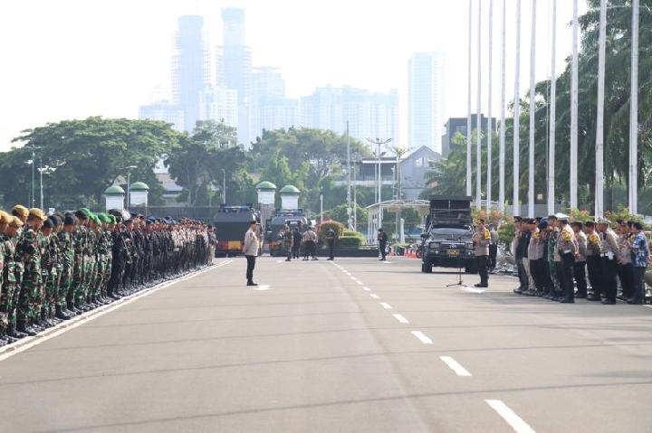 demo aksi rakyat geruduk dpr hari ini, polisi siagakan 2.590 personel