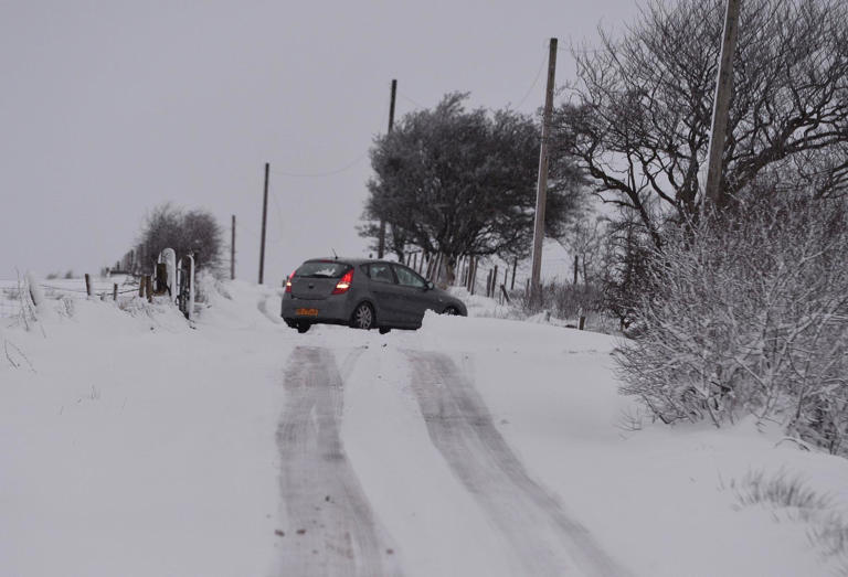 Northern Ireland traffic and travel police issue warning to