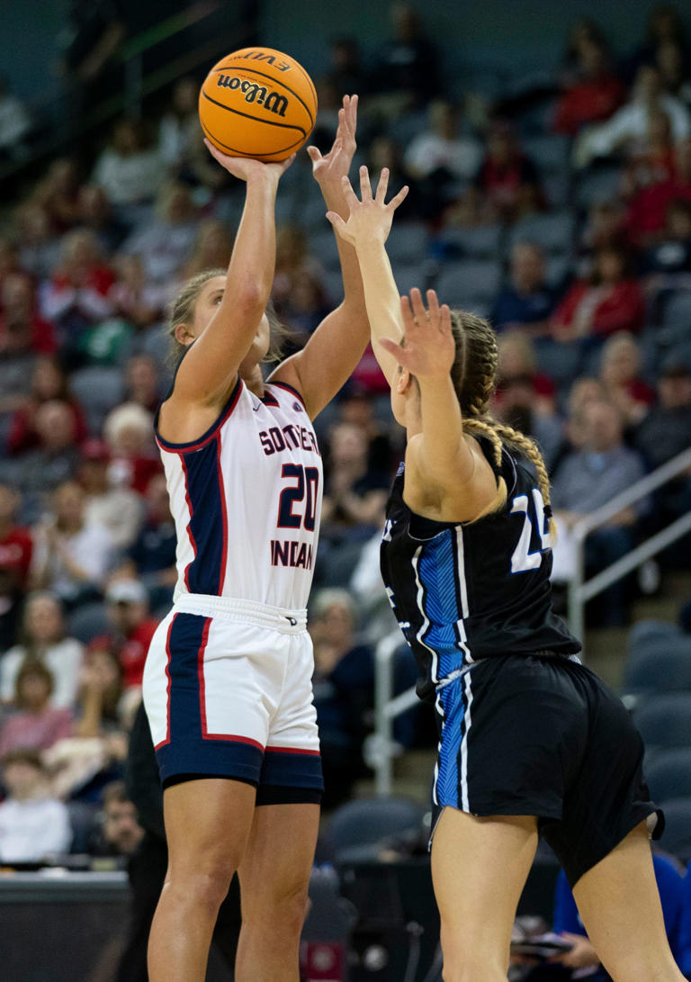 How to watch USI women's basketball vs. UIC in the WNIT first round