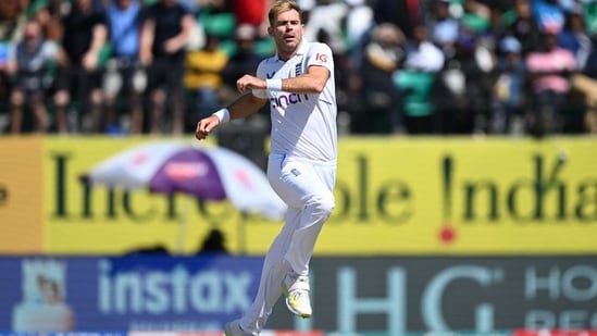 James Anderson, 41, Becomes First-ever Pacer To Claim 700 Test Wickets ...