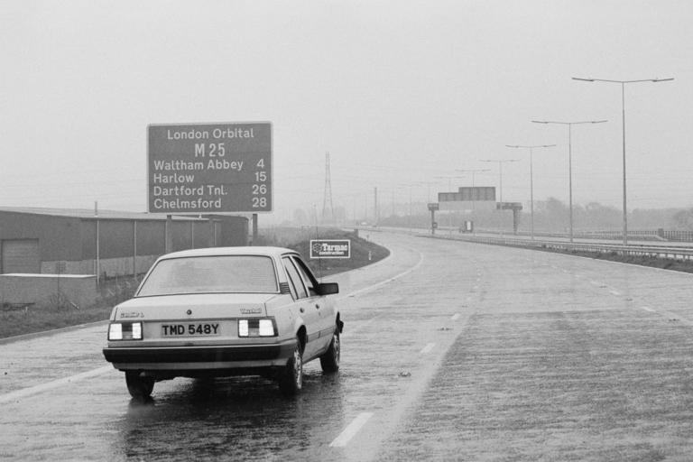 In pictures: A history of the M25 motorway and how it was built