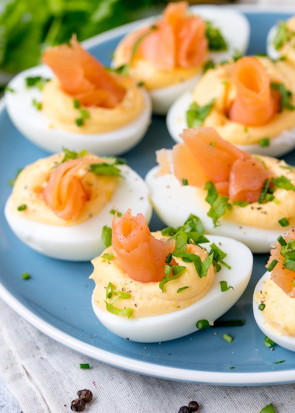 It isn’t Easter without a plate full of deviled eggs. These look fancy AF, but they only take minutes to assemble. Not a fan of smoked salmon? Just sprinkle on some paprika instead. (via Brit + Co.)