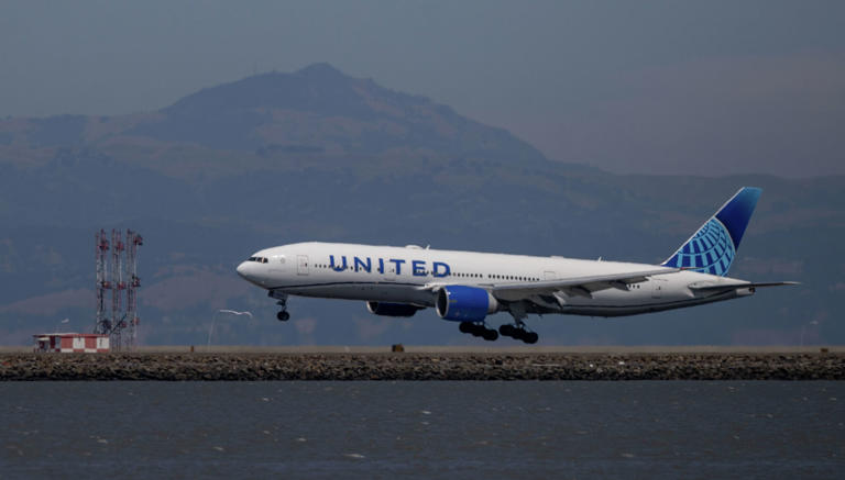 United flight UA900 from London’s Heathrow Airport lands at San Francisco International Airport in August 2022. The Federal Aviation Administration will be increasing oversight on the airline following at least 10 safety incidents within the last three weeks.
