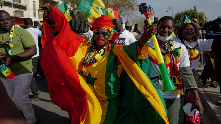 Senegal kicks off shortened election campaign after vote postponement ...
