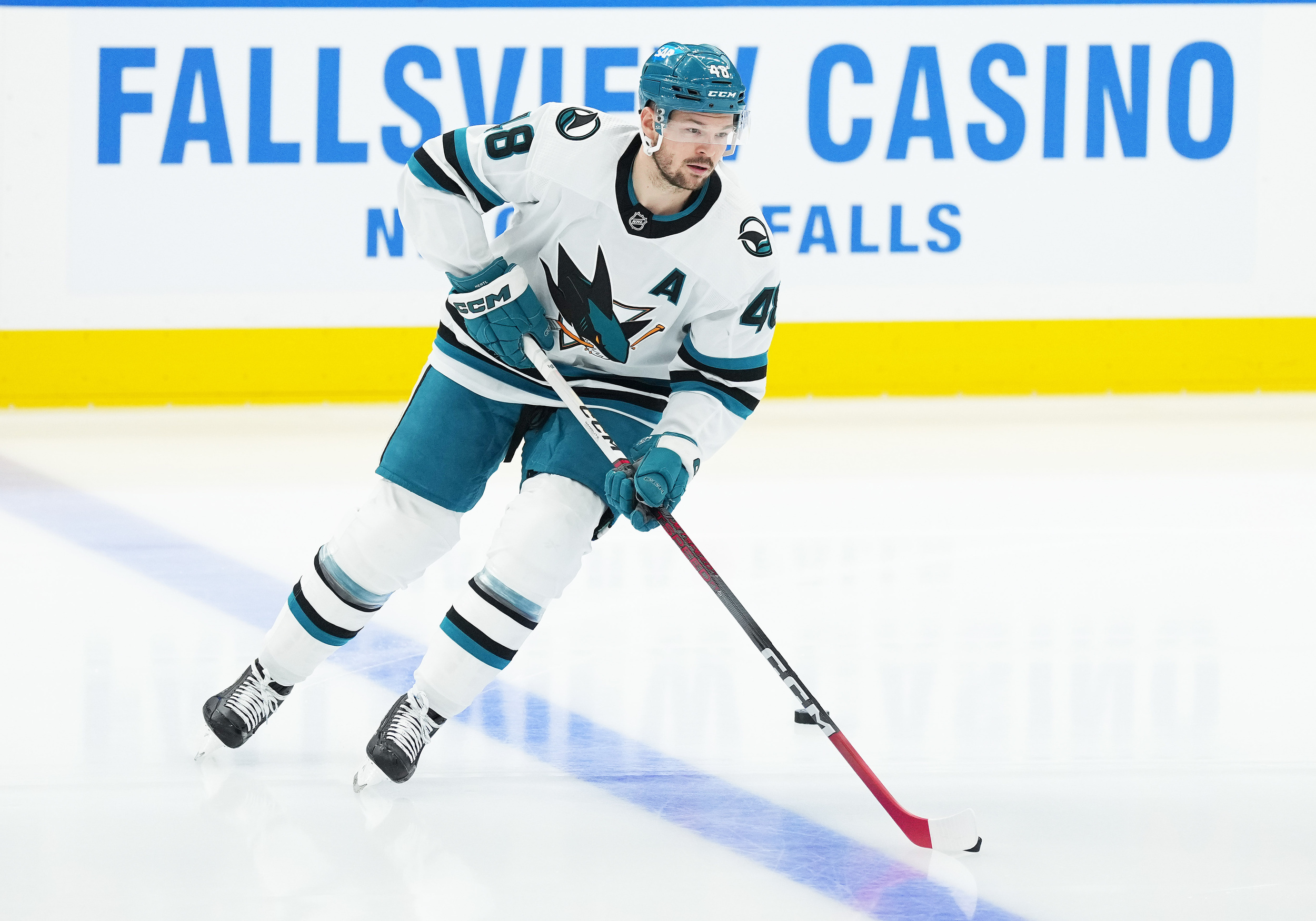 Golden Knights Go All In And Trade For Tomas Hertl At Deadline