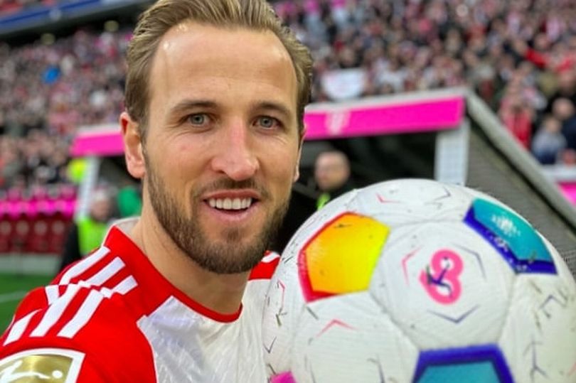 Harry Kane Scores Perfect Hat-trick As Bayern Munich Hammer Mainz 8-1