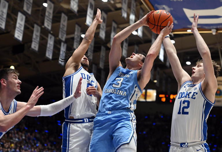 UNC basketball's Seth Trimble dunks, returns to form for Tar Heels at ...