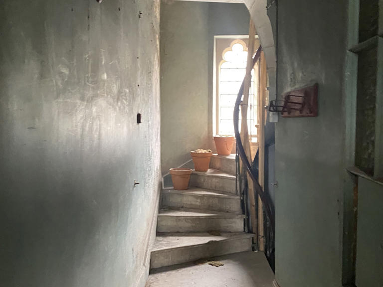 We Look Inside The Derelict Bristol Mansion You Probably Have Never Seen