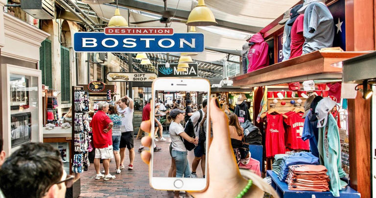 Quincy Market & 6 Other Tourist Traps In Boston To Skip