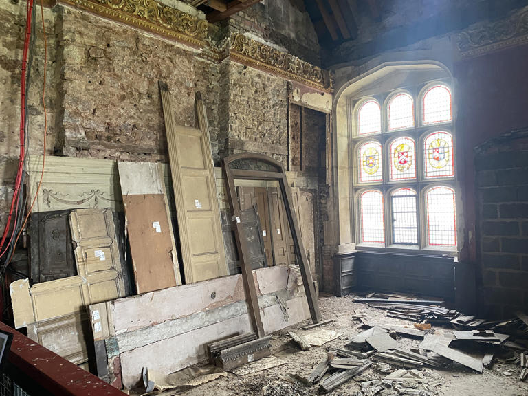 We look inside the derelict Bristol mansion you have probably never seen