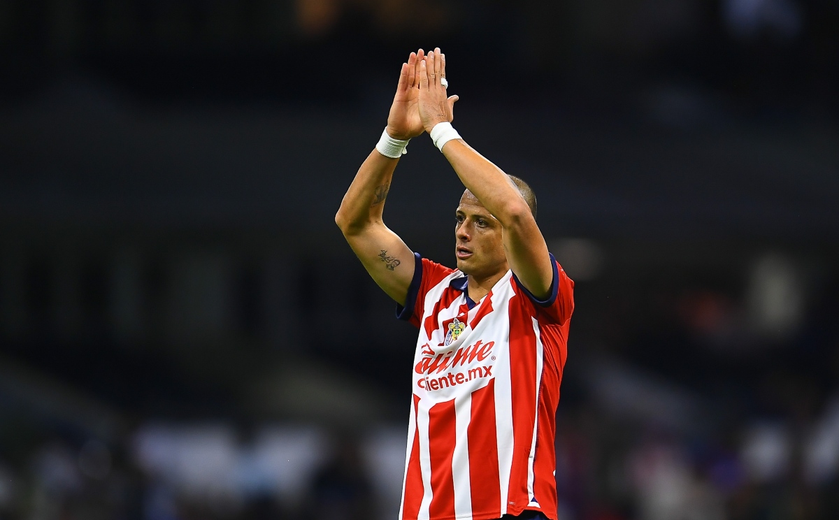 Chicharito Regresa A La Titularidad Con Chivas Tras 14 Años