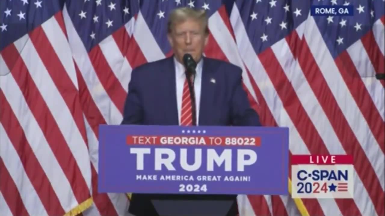 Donald Trump Calls The Press 'Criminals' At Georgia Rally