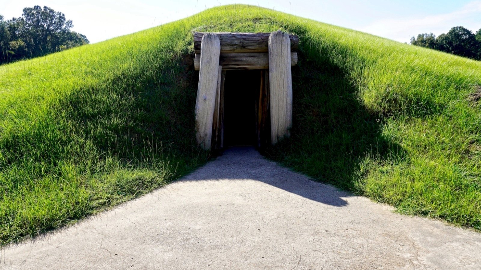 <p>Ocmulgee Mounds National Historical Park near Macon boasts “more than 12,000 years of continuous human habitation.” The park has seven mounds on site, with over 2,000 Native American artifacts. Hike the short half-mile for the stunning views from the top of the Great Temple Mound.</p>