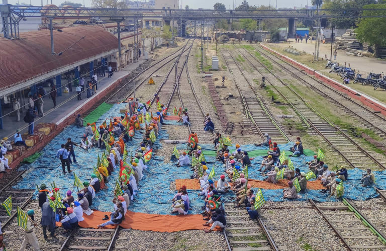 'Rail roko' protest: Farmers squat on rail tracks in Punjab