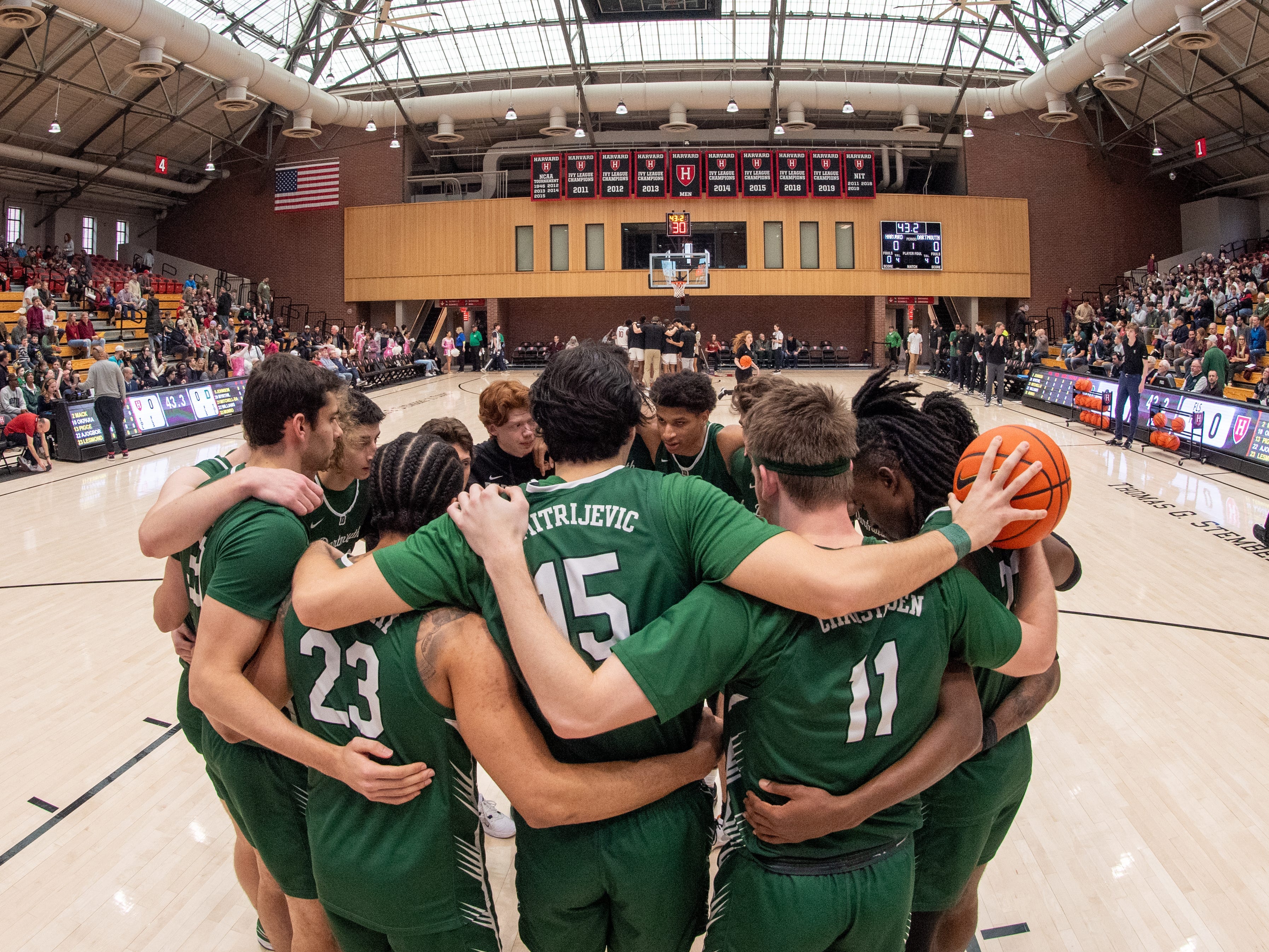 Dartmouth Men's Basketball Is The First College Team To Vote To ...