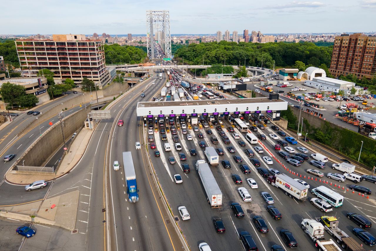 Sneaky Drivers Dodging Toll Cameras Cost Authorities Millions