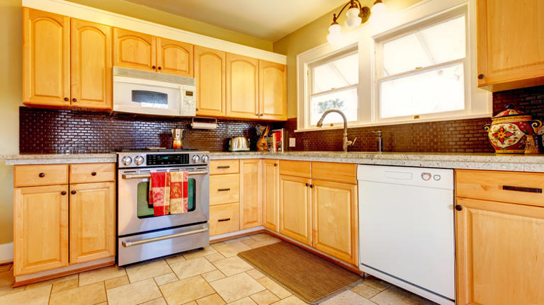 The Best Backsplash Options For A Rustic Kitchen