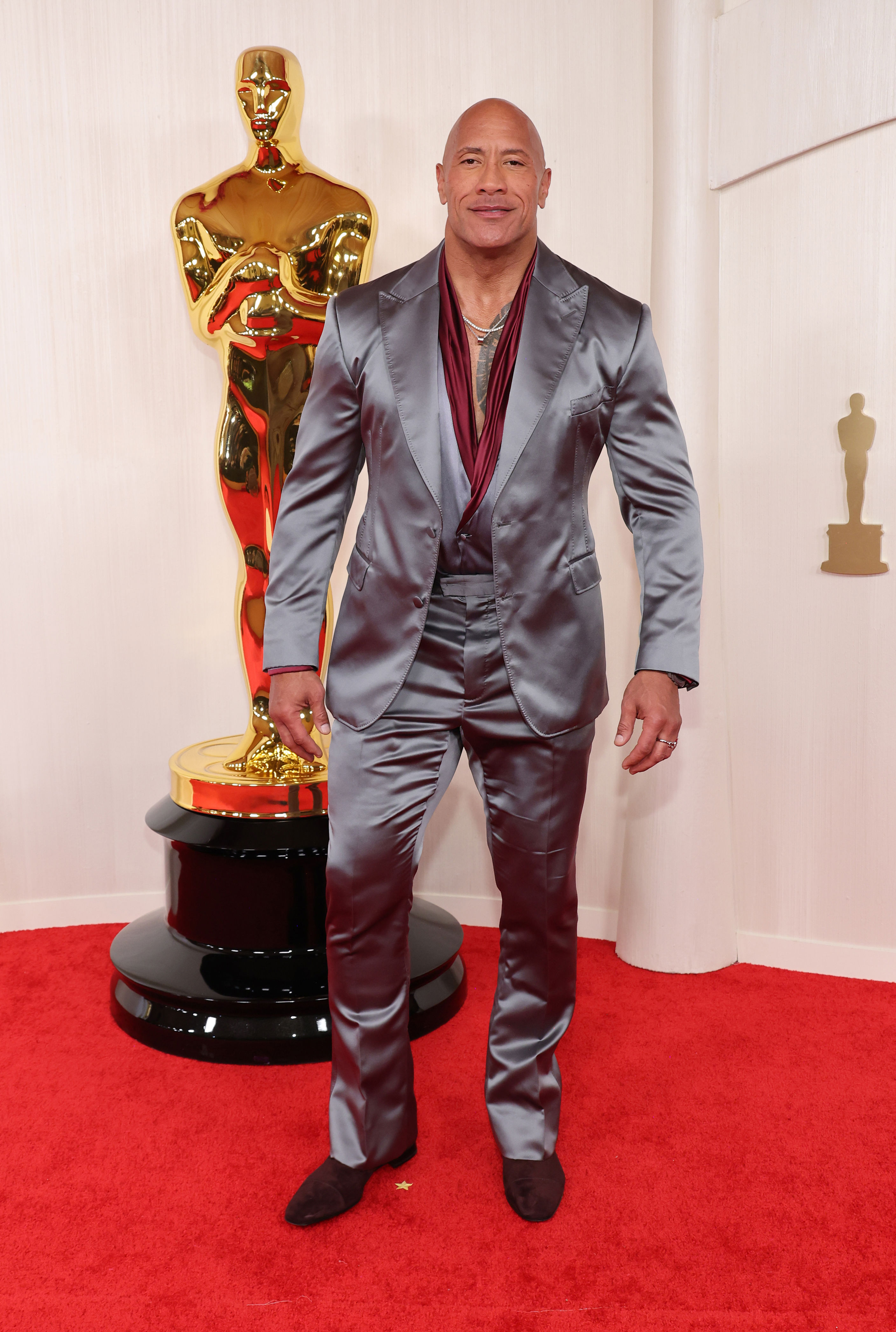Oscars 2024 red carpet arrivals in images