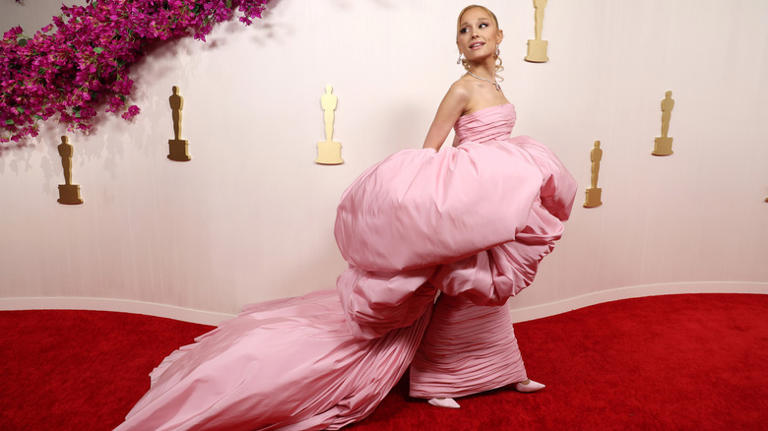 All The Worst-Dressed Stars At The 2024 Oscars