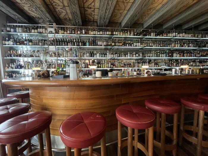 11 Great Cocktail Bars in Zurich, Switzerland