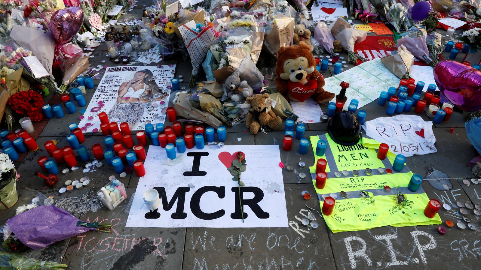 injured survivors from manchester bombing suing mi5