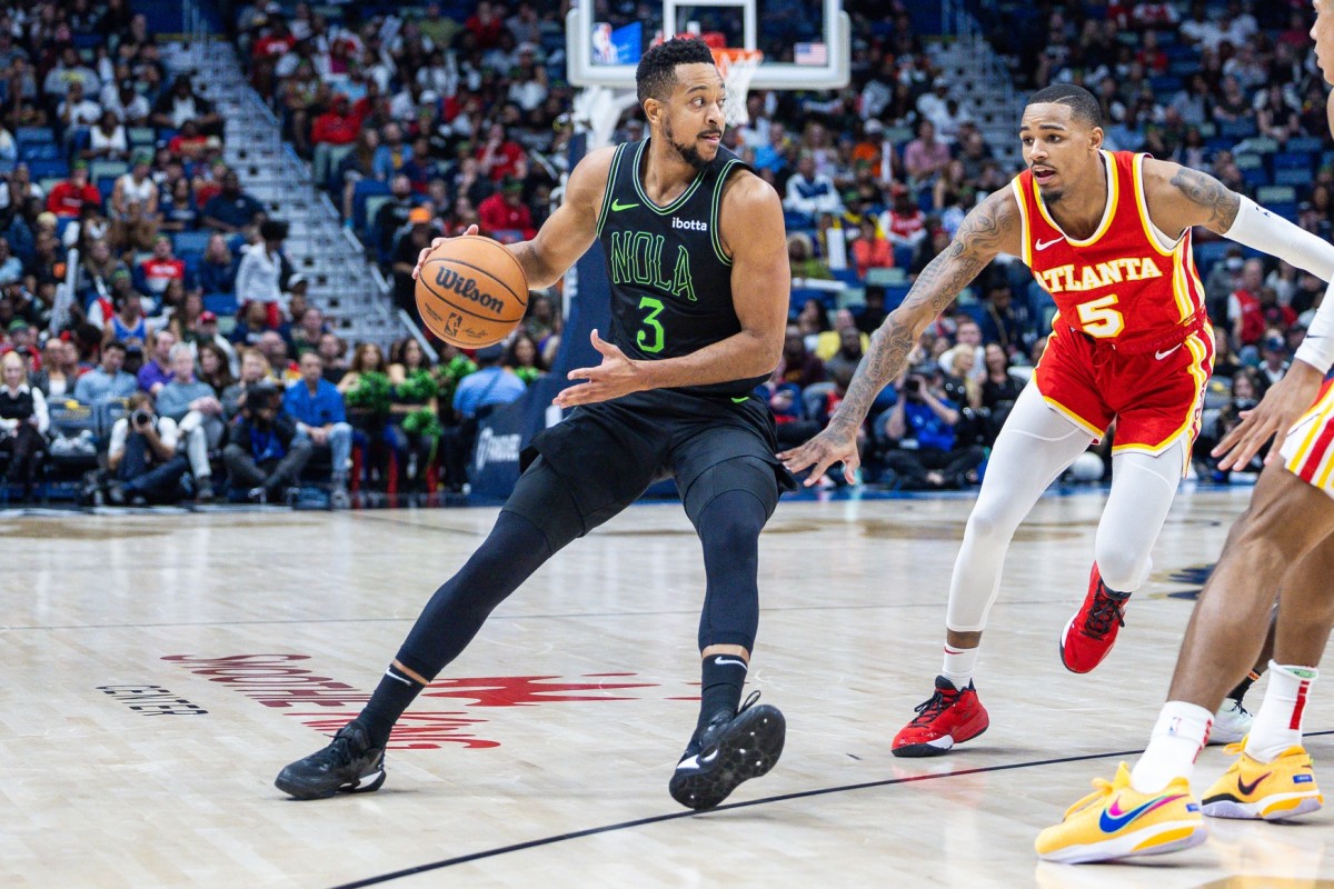 Pelicans Look To End A Perfect Road Trip With Win Against The Hawks