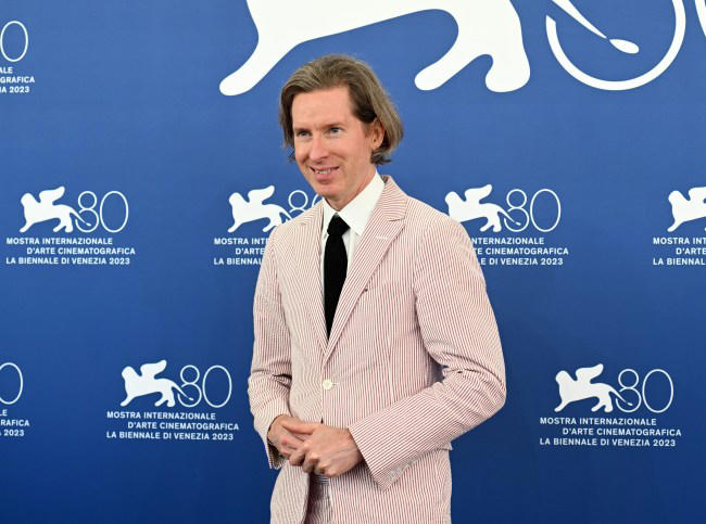Wes Anderson Wins First-Ever Oscar with Live Action Short ‘The Wonderful Story of Henry Sugar'