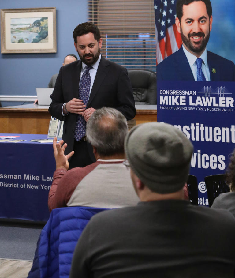 In 17th Congressional District, Jones and Lawler tussle over crime